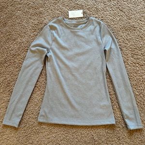 🍴NWT Silver Long-Sleeve Target t-shirt!